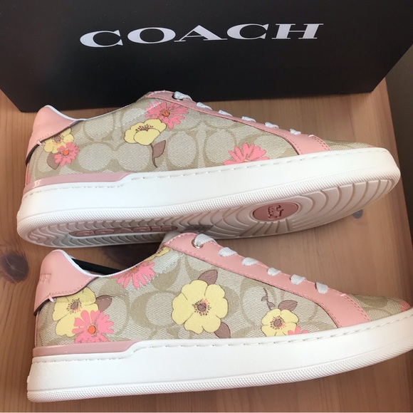 🌸 Coach Clip Low Top Sneaker In Signature Canvas With Floral Print - Picture 3 of 15
